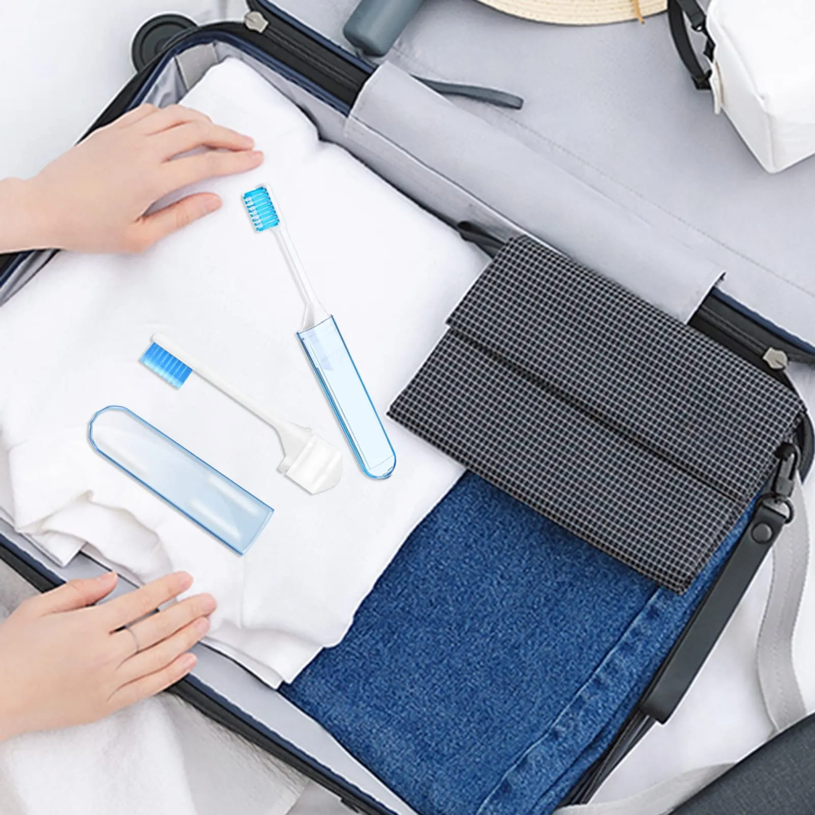 4 Pcs Portable Toothbrush Set Travel Soft Folding Toothbrush Outdoor Mini Toothbrush Disposable School Toothbrush Firm Toothbrushes Foldable Toothbrushes Kit for Camping Traveling Adults Kids Childern 4 pcs
