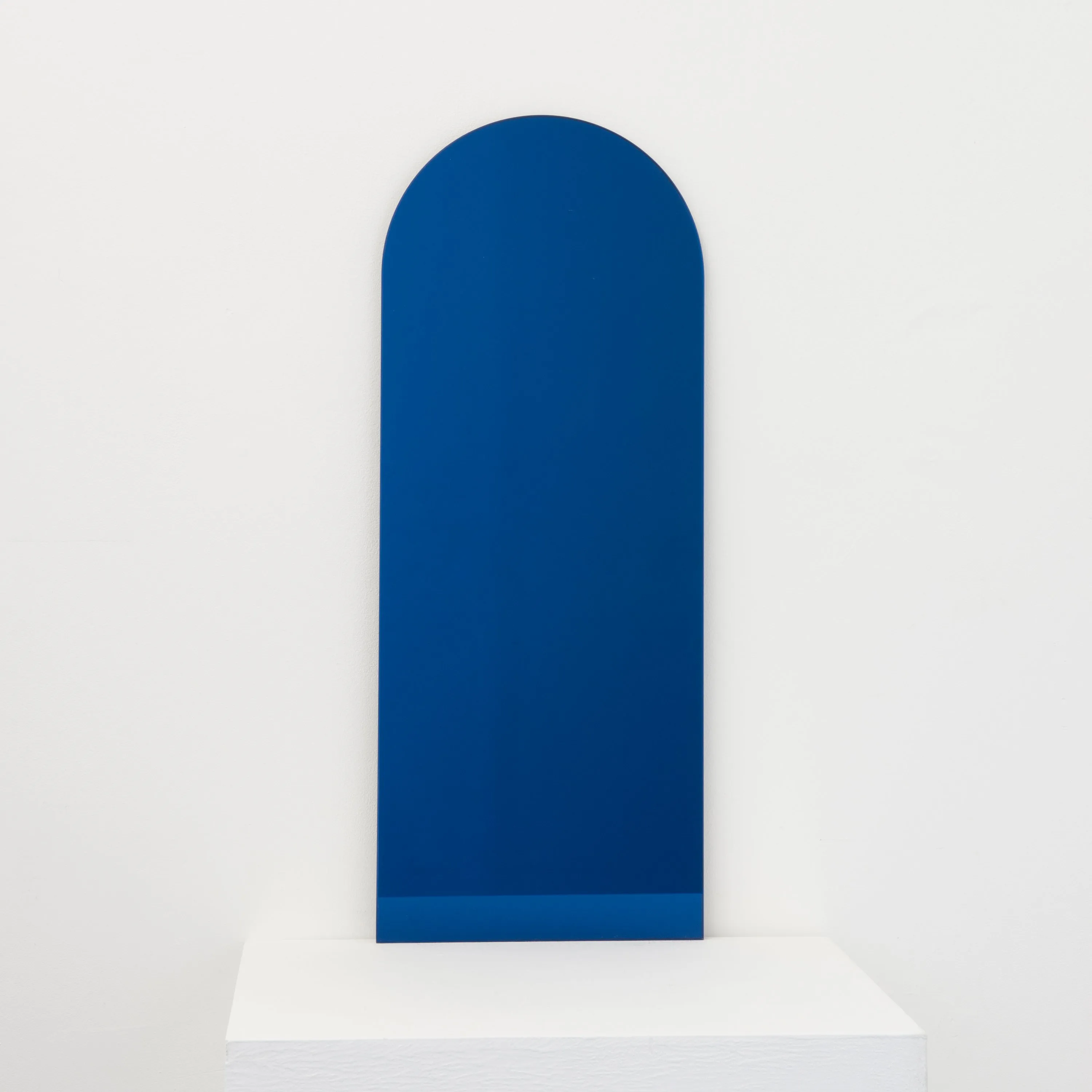 Arcus™ Arched Minimalist Frameless Mirror with a Floating Effect