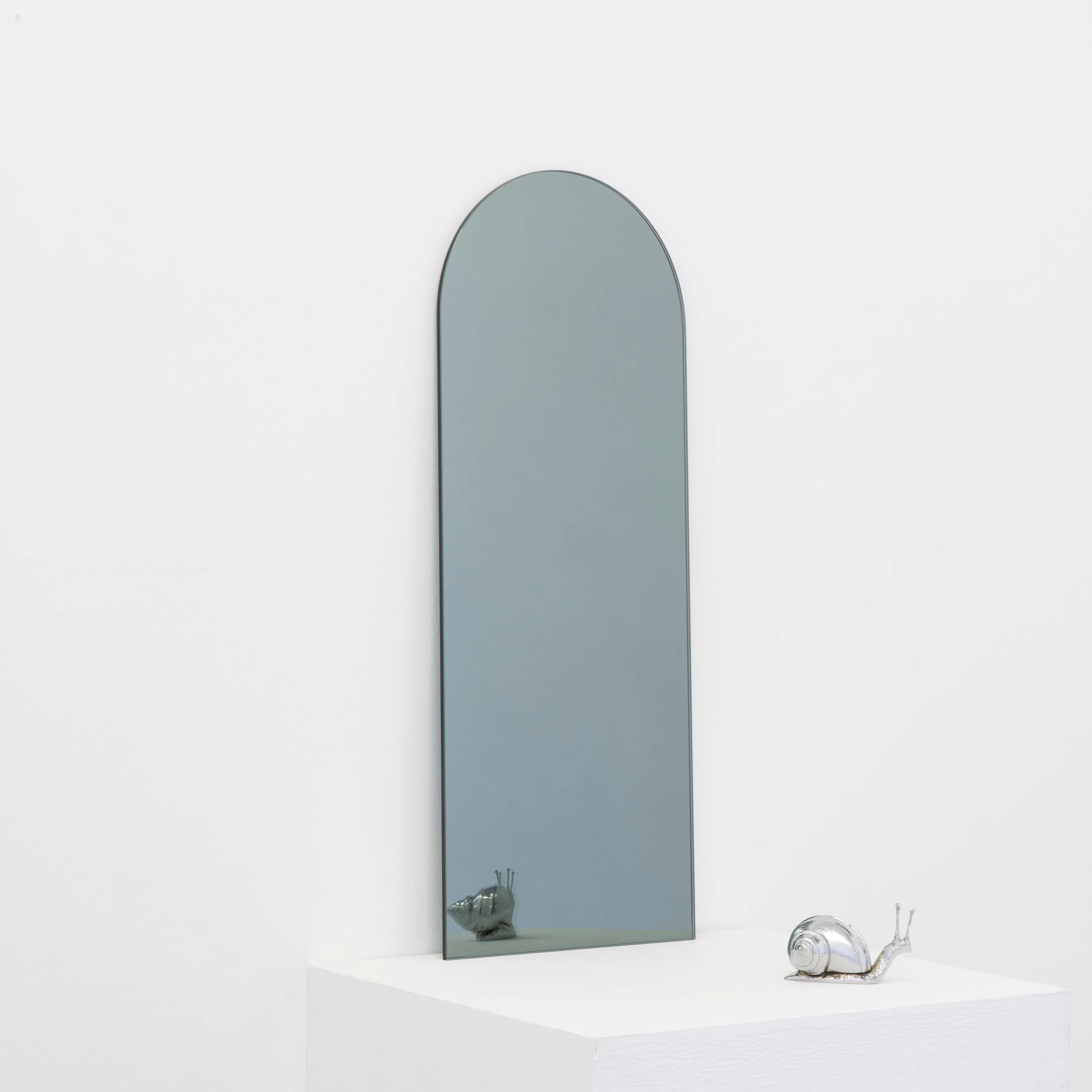 Arcus™ Arched Minimalist Frameless Mirror with a Floating Effect
