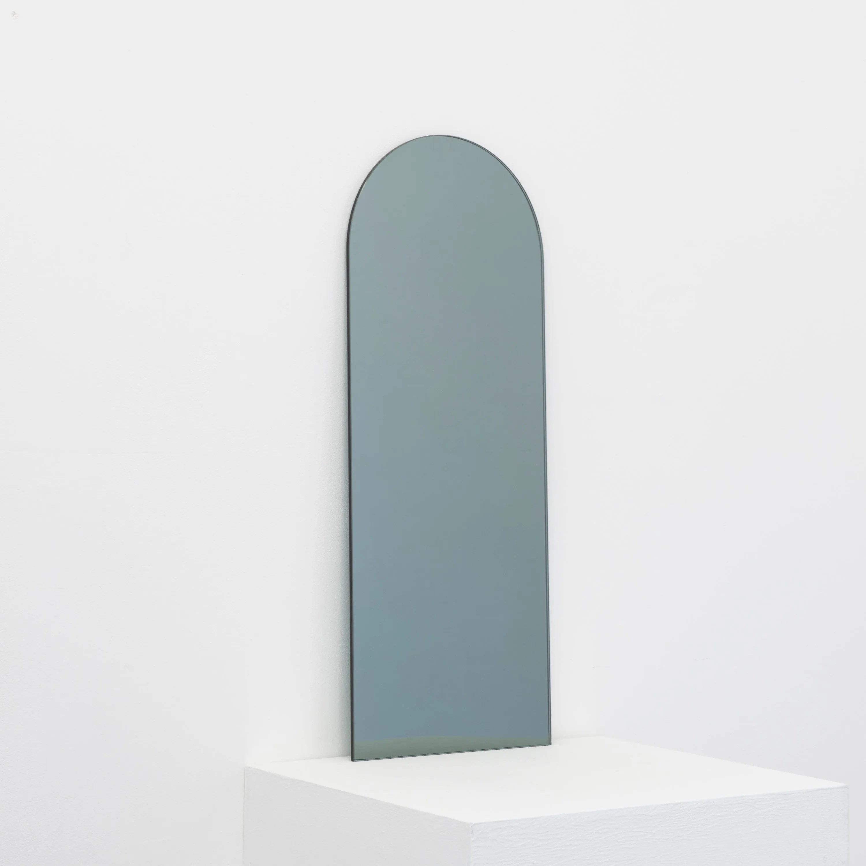 Arcus™ Arched Minimalist Frameless Mirror with a Floating Effect
