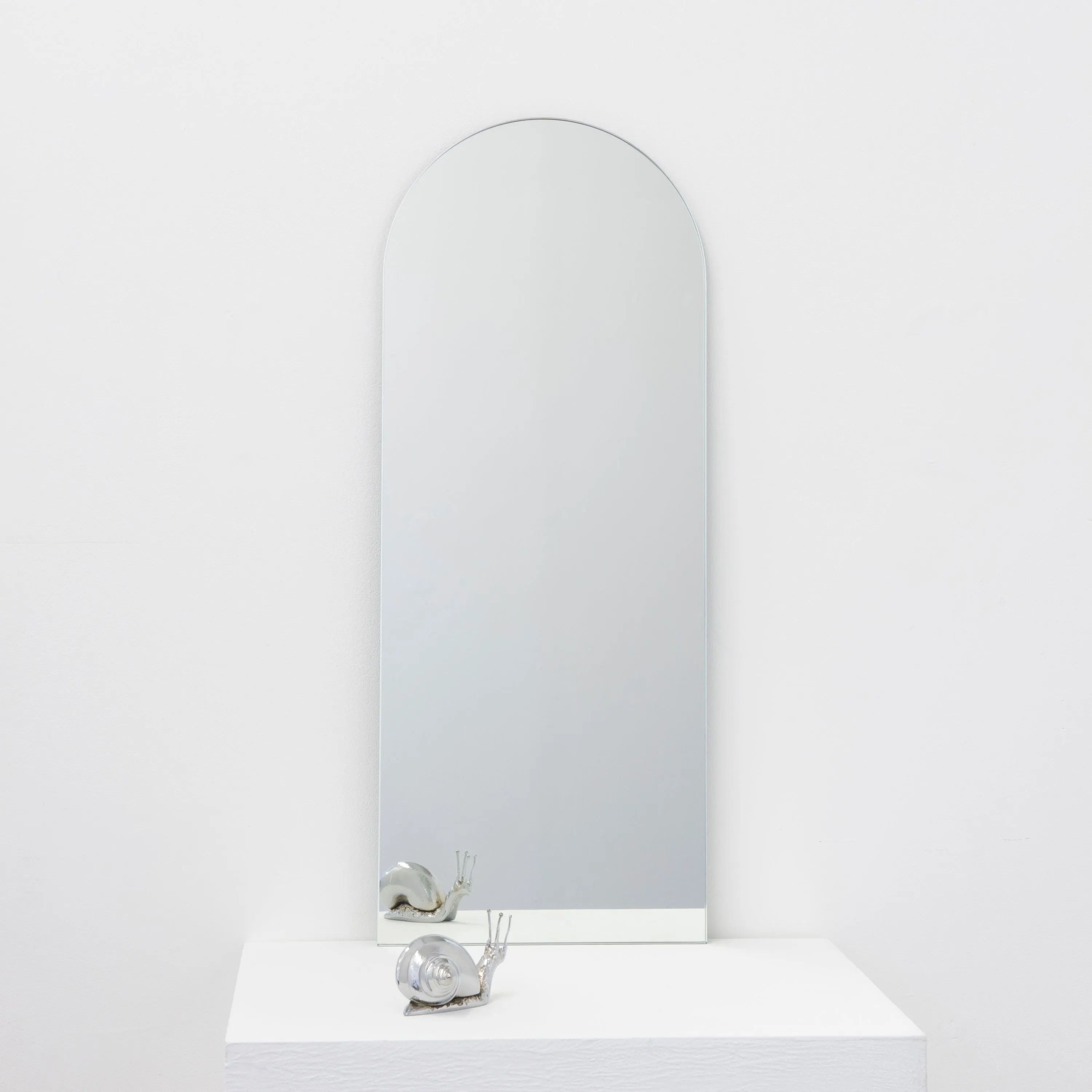 Arcus™ Arched Minimalist Frameless Mirror with a Floating Effect