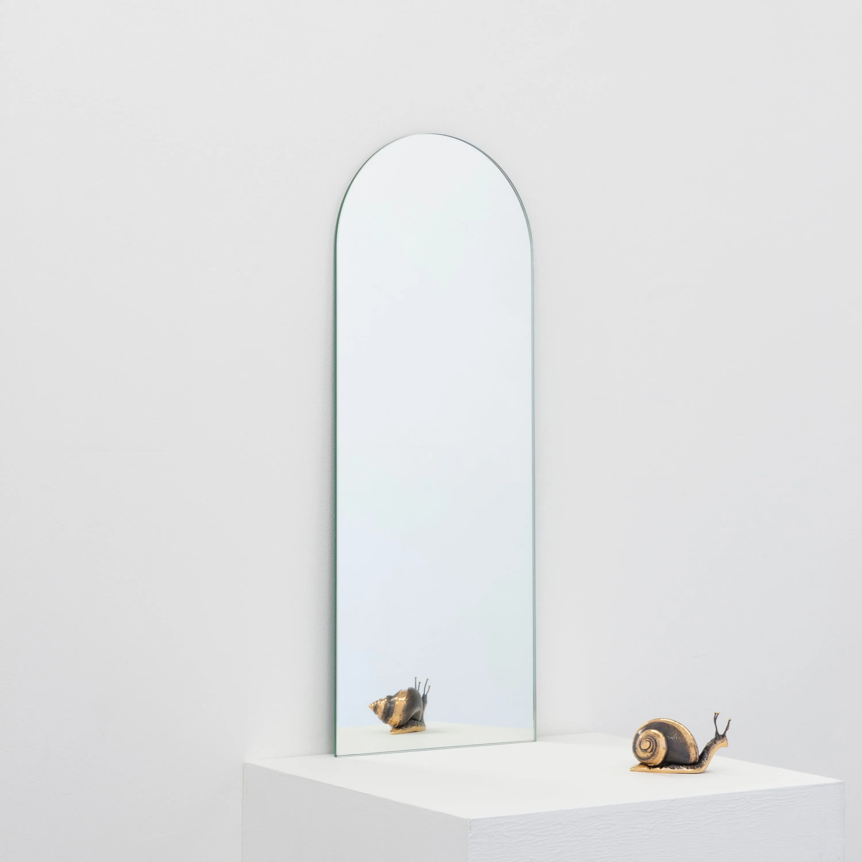 Arcus™ Arched Minimalist Frameless Mirror with a Floating Effect