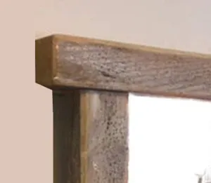 Beautiful and useful mirror in natural driftwood mirror