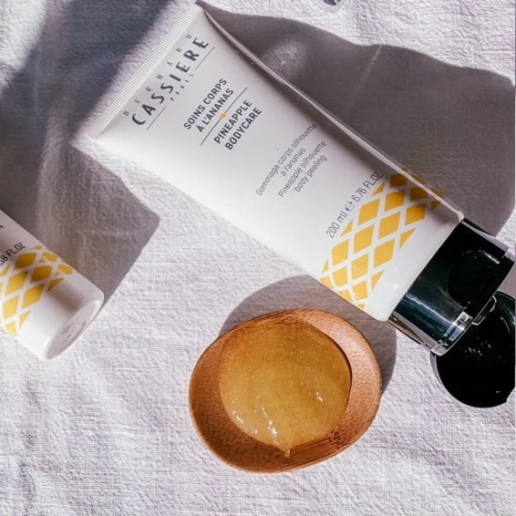 BERNARD CASSIERE PINEAPPLE SILHOUETTE BODY PEELING