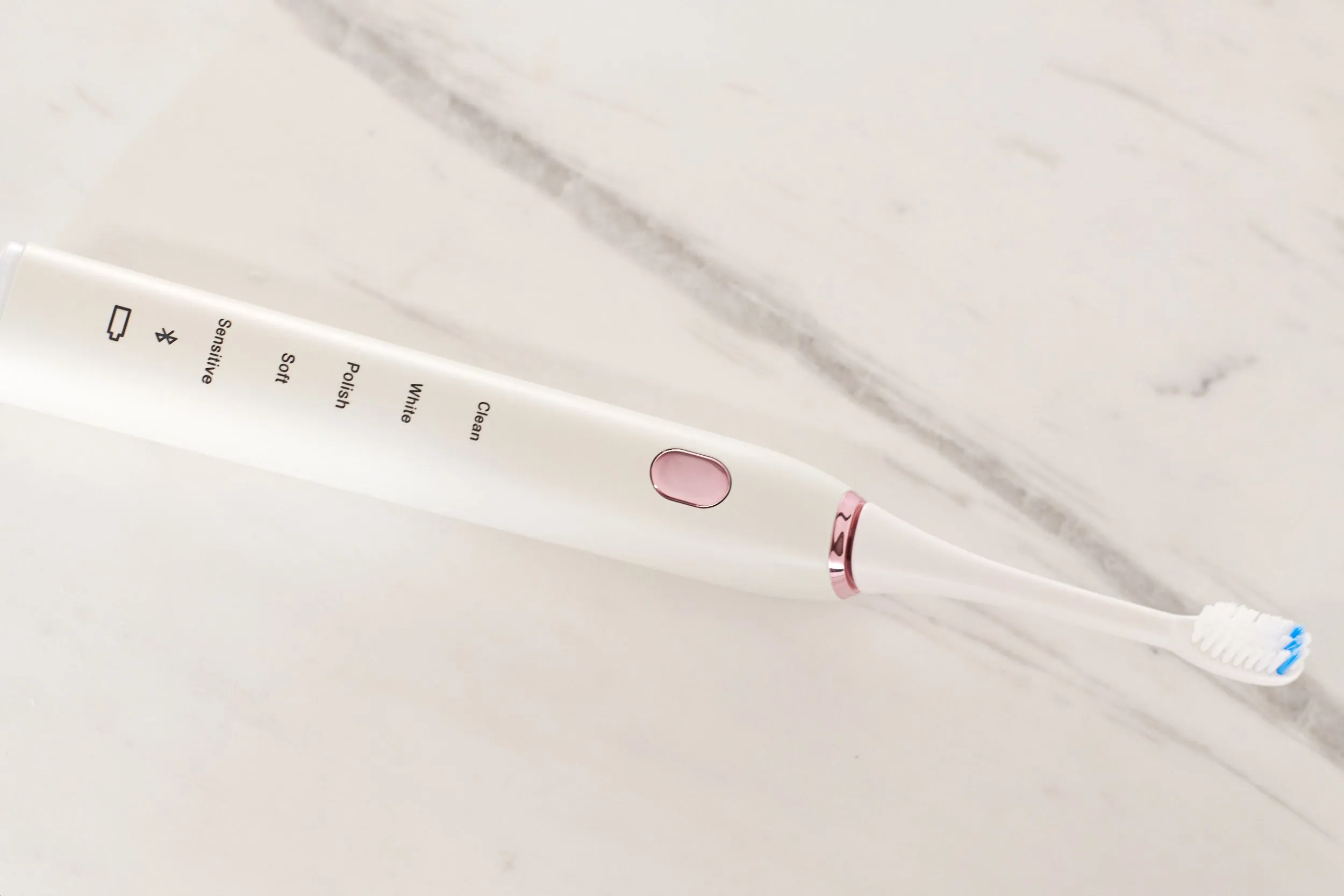 Blu Smart Toothbrush and App (White Rose)