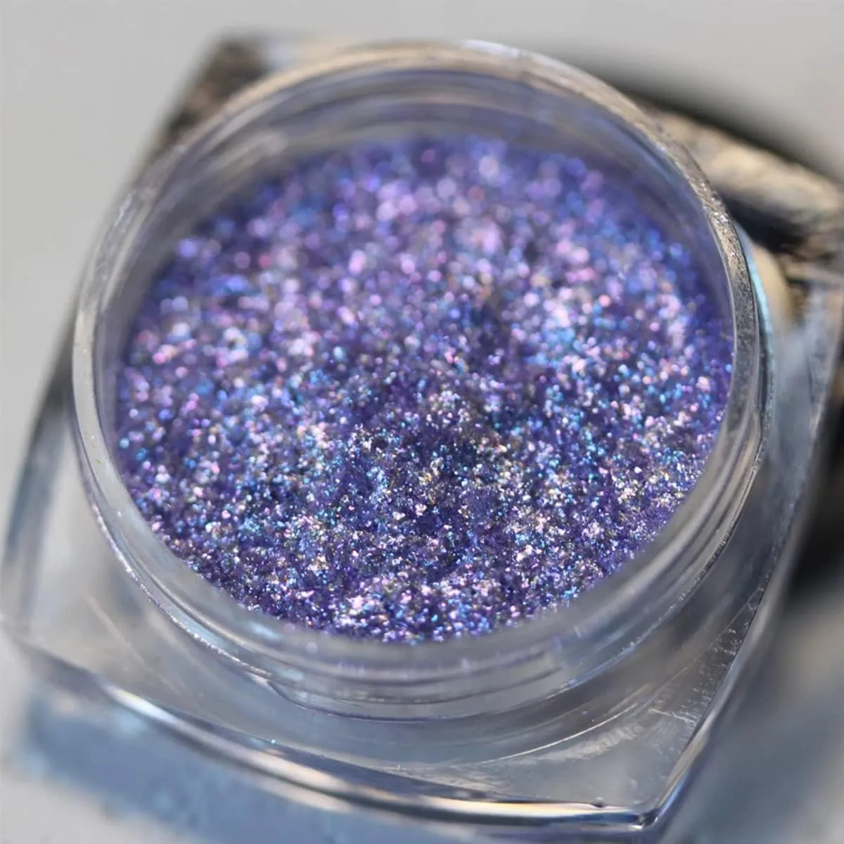 Chameleon Chrome Nail Powder Holographic Shiny Pink Purple Glitter for Nail Art Design Loose Mermaid Manicure Pigment Dust Decorations Metallic Magic Mirror Effect with Sponge Eyeshadow Sticks