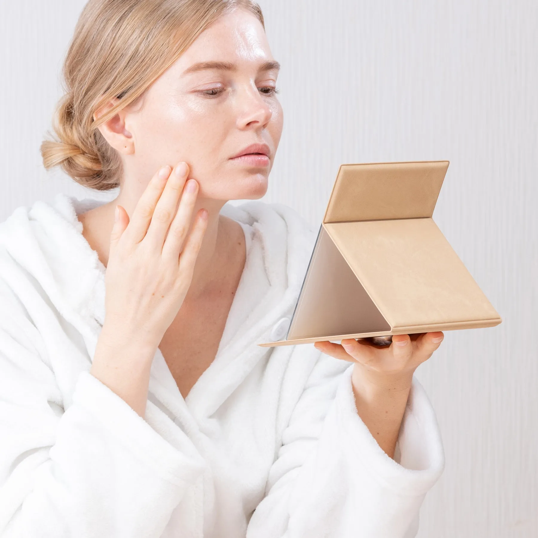 Folding Mirror - M Beige