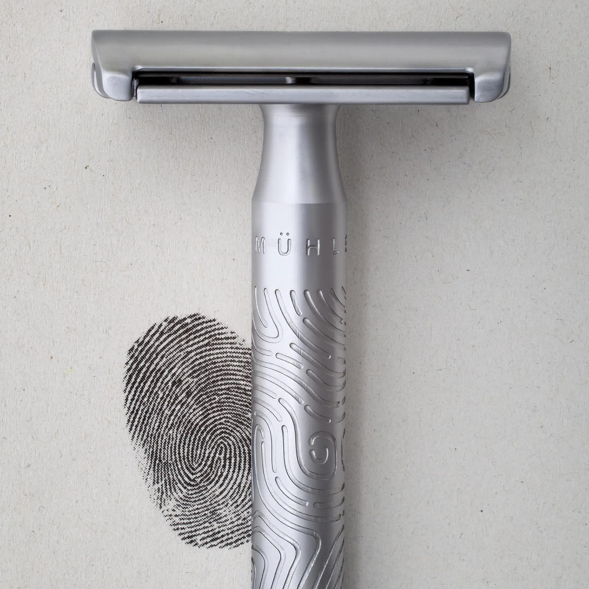 MÜHLE: Companion Safety Razor - Gentle Double-Edged Razor for Women