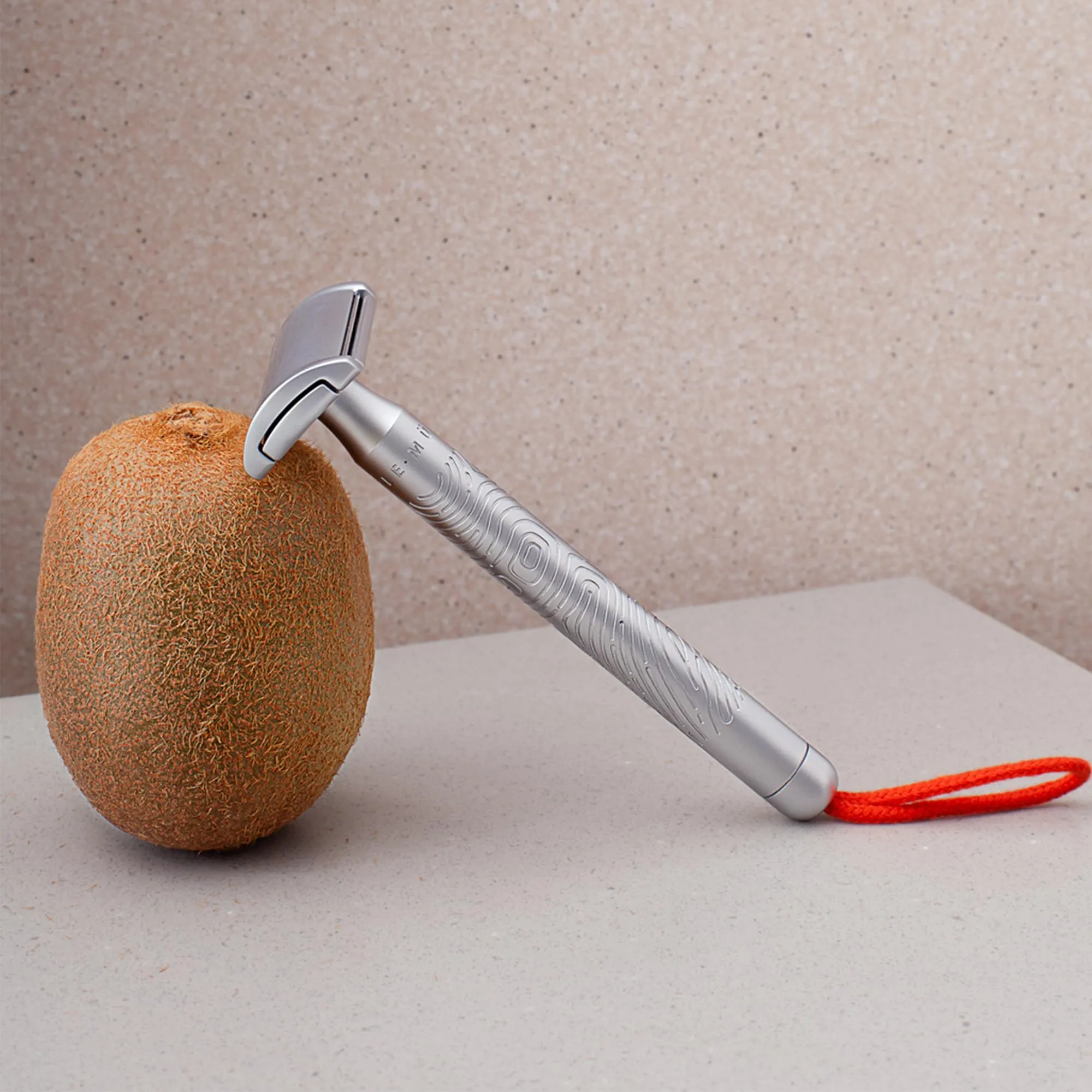 MÜHLE: Companion Safety Razor - Gentle Double-Edged Razor for Women