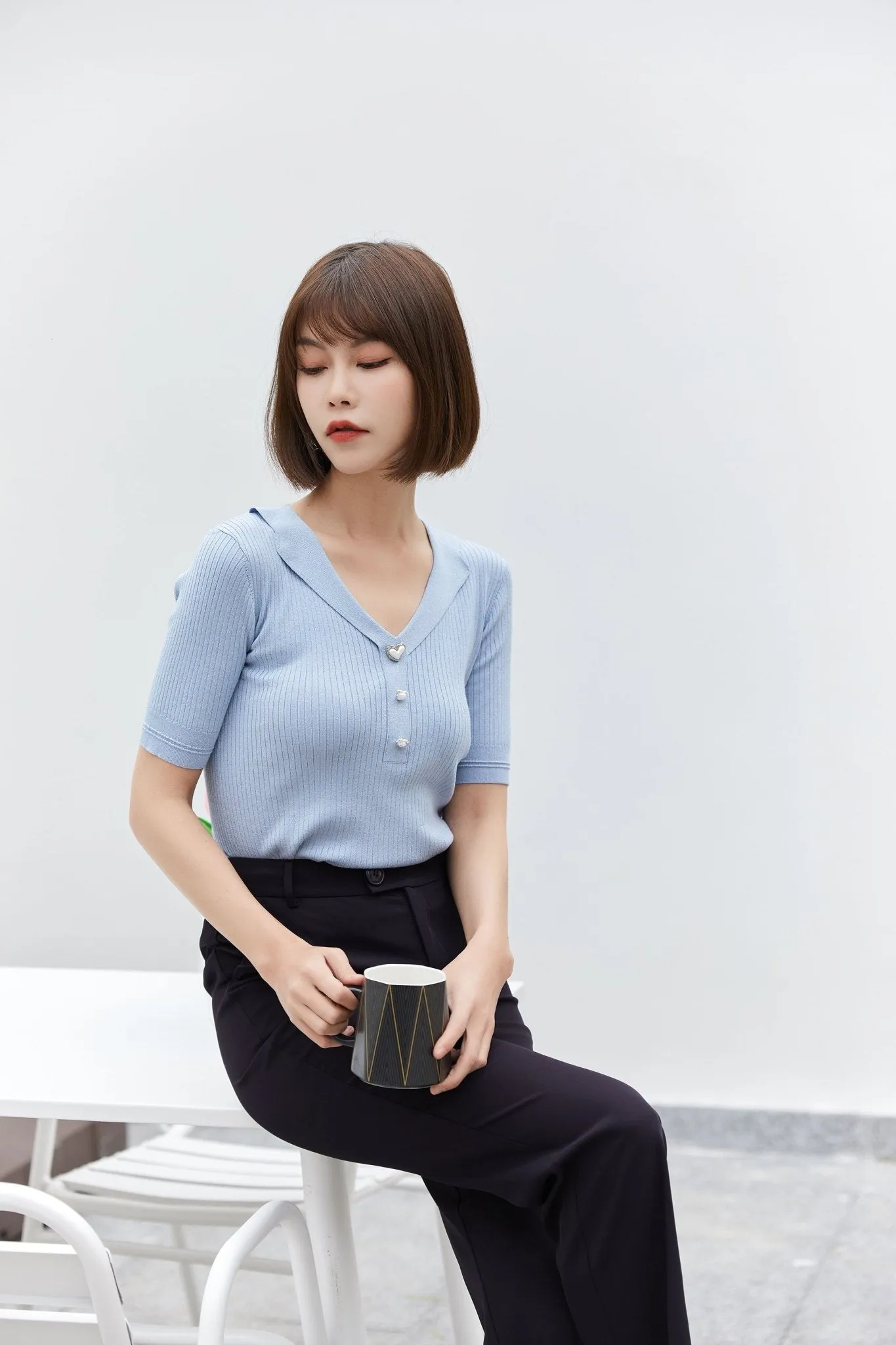 Mist Blue V-Neck Short Sleeve T-shirt
