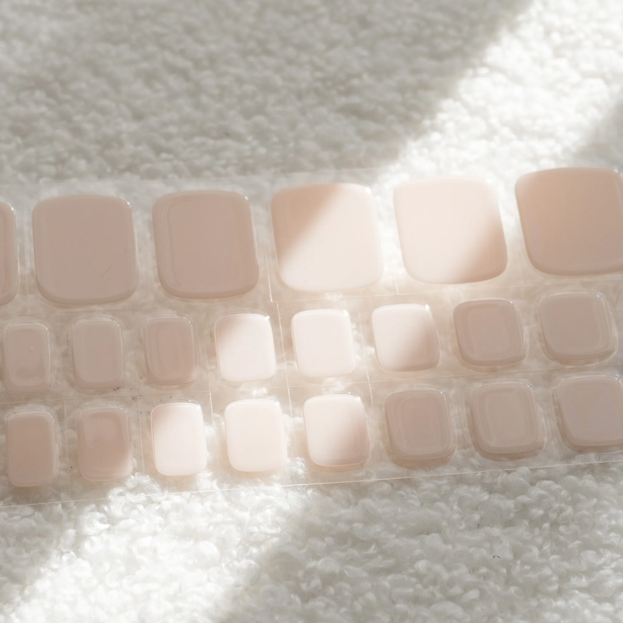 [PEDI / TOES] Gentle Pink DIY Semi Cured Gel Nail Stickers