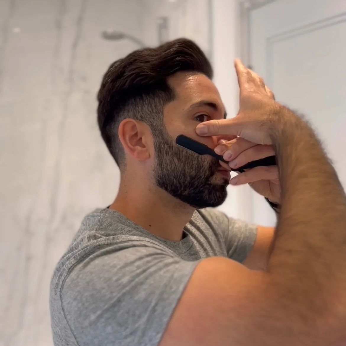 Wooden Handle Cut-Throat Razor